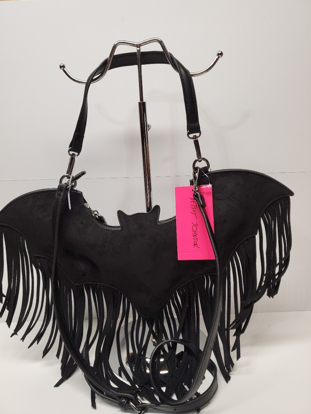 Betsey Johnson Faux Suede Fringe Bat-Shaped Crossbody Bag Zip W Detachabke Strap - Picture 2 of 6